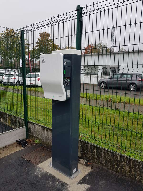 Installation de borne de recharge pour véhicule électrique à Nantes